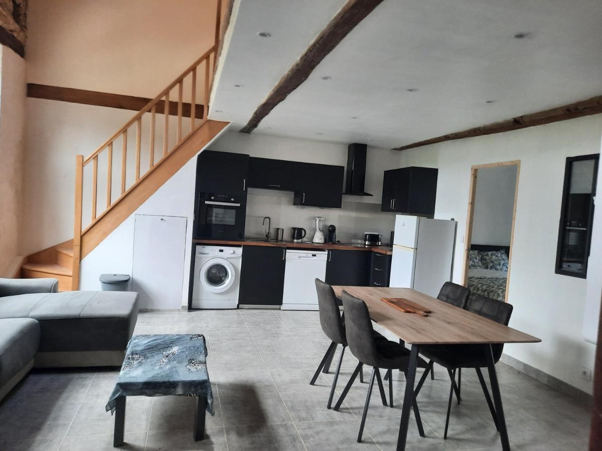 Chez Line Et Pierre: Appartement Spacieux, Lumineux Et Equipe La Bastide-de-Sérou Exterior photo